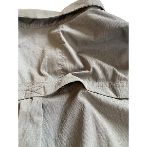 REI Green Shirt Boys XL (18) Button Down Roll Tab Sleeve Vented Boy Scout - Picture 7 of 10